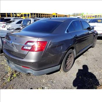 2015 Ford Taurus (Hartford, CT 06114)