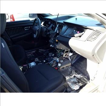 2015 Ford Taurus (Hartford, CT 06114)