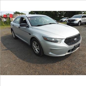 2015 Ford Taurus (Hartford, CT 06114)