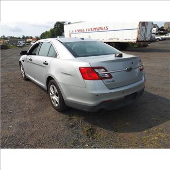 2015 Ford Taurus (Hartford, CT 06114)