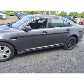2015 Ford Taurus (Hartford, CT 06114)