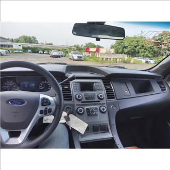 2015 Ford Taurus (Hartford, CT 06114)