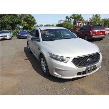 2015 Ford Taurus (Hartford, CT 06114)