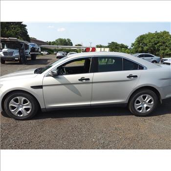 2015 Ford Taurus (Hartford, CT 06114)