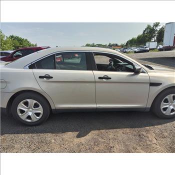 2015 Ford Taurus (Hartford, CT 06114)