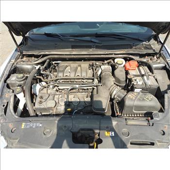 2015 Ford Taurus (Hartford, CT 06114)