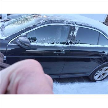 2015 Ford Taurus (Hartford, CT 06114)