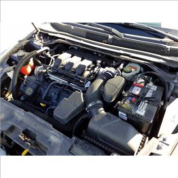 2015 Ford Taurus (Hartford, CT 06114)