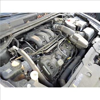 2015 Ford Taurus (Hartford, CT 06114)