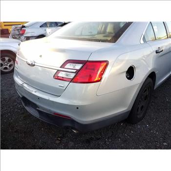 2015 Ford Taurus (Hartford, CT 06114)