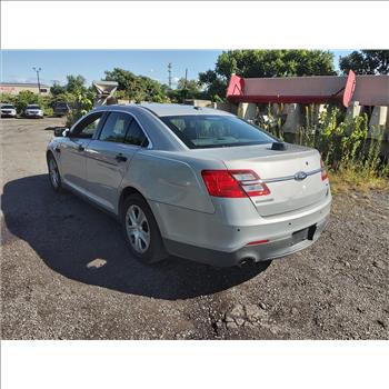 2015 Ford Taurus (Hartford, CT 06114)