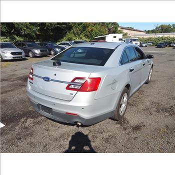 2015 Ford Taurus (Hartford, CT 06114)