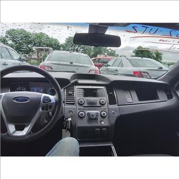 2015 Ford Taurus (Hartford, CT 06114)