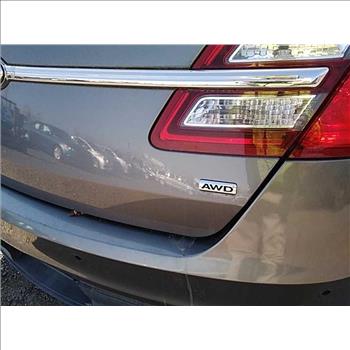 2015 Ford Taurus (Hartford, CT 06114)