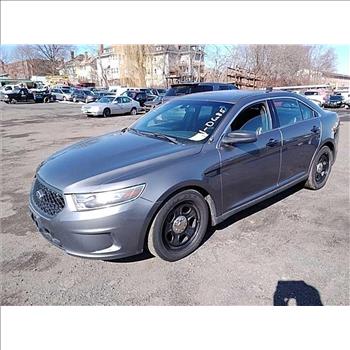 2015 Ford Taurus (Hartford, CT 06114)