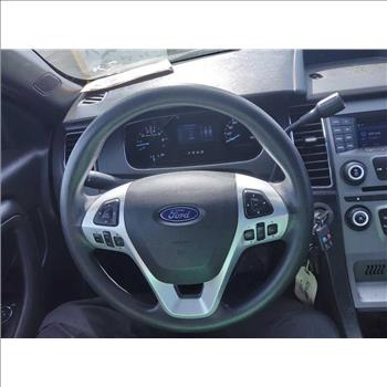 2015 Ford Taurus (Hartford, CT 06114)