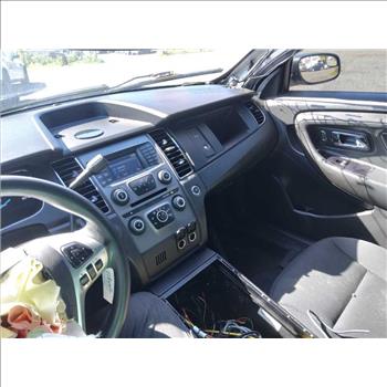 2015 Ford Taurus (Hartford, CT 06114)