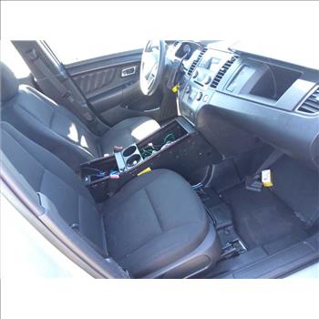 2015 Ford Taurus (Hartford, CT 06114)