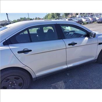 2015 Ford Taurus (Hartford, CT 06114)