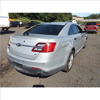 2015 Ford Taurus (Hartford, CT 06114)