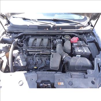 2015 Ford Taurus (Hartford, CT 06114)