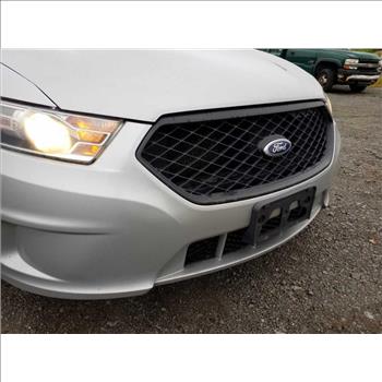 2015 Ford Taurus (Hartford, CT 06114)