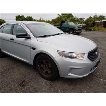 2015 Ford Taurus (Hartford, CT 06114)