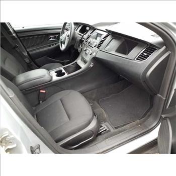 2015 Ford Taurus (Hartford, CT 06114)