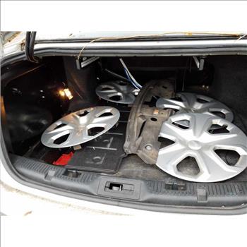 2015 Ford Taurus (Hartford, CT 06114)