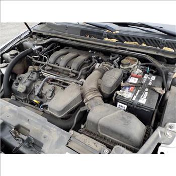 2015 Ford Taurus (Hartford, CT 06114)