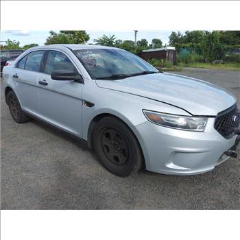 2015 Ford Taurus (Hartford, CT 06114)