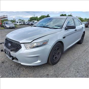 2015 Ford Taurus (Hartford, CT 06114)