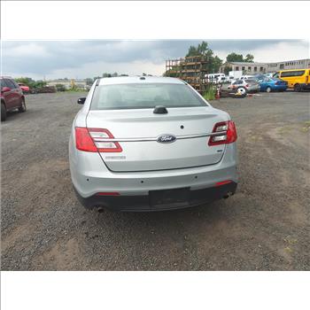 2015 Ford Taurus (Hartford, CT 06114)