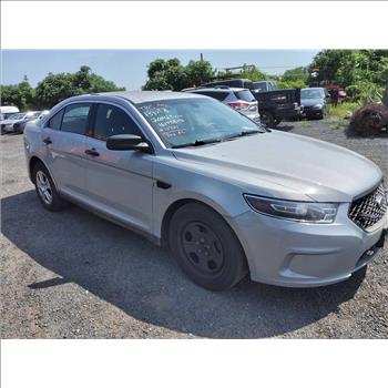 2015 Ford Taurus (Hartford, CT 06114)