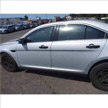 2015 Ford Taurus (Hartford, CT 06114)