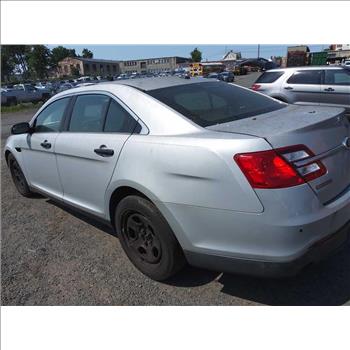 2015 Ford Taurus (Hartford, CT 06114)