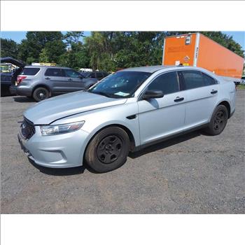 2015 Ford Taurus (Hartford, CT 06114)