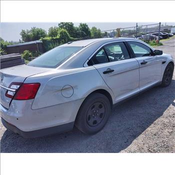 2015 Ford Taurus (Hartford, CT 06114)