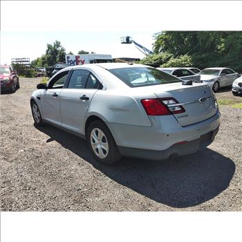 2015 Ford Taurus (Hartford, CT 06114)