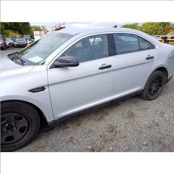 2015 Ford Taurus (Hartford, CT 06114)