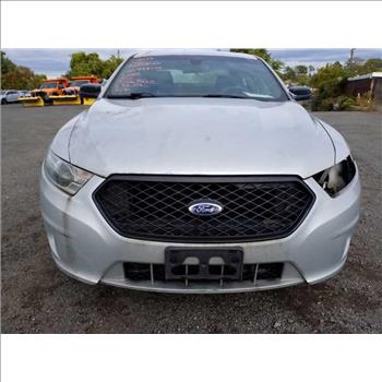 2015 Ford Taurus (Hartford, CT 06114)