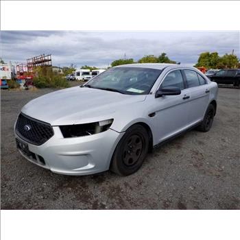 2015 Ford Taurus (Hartford, CT 06114)