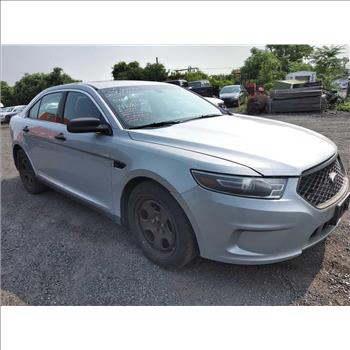 2015 Ford Taurus (Hartford, CT 06114)