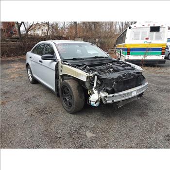 2015 Ford Taurus (Hartford, CT 06114)