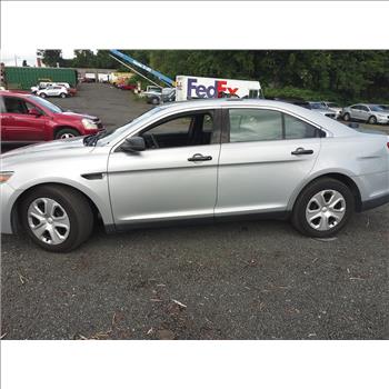 2015 Ford Taurus (Hartford, CT 06114)
