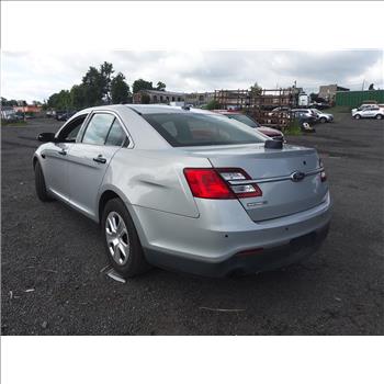 2015 Ford Taurus (Hartford, CT 06114)