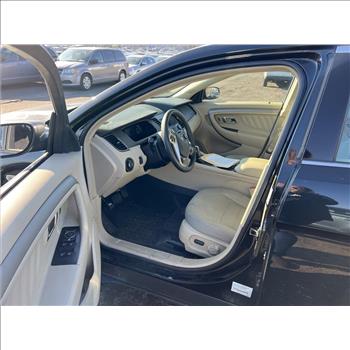 2015 Ford Taurus (Hartford, CT 06114)