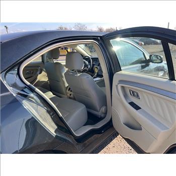 2015 Ford Taurus (Hartford, CT 06114)