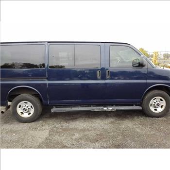 2015 GMC Savana (Hartford, CT 06114)