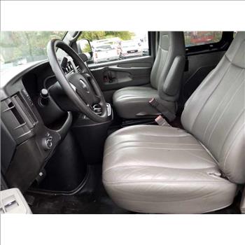 2015 GMC Savana (Hartford, CT 06114)